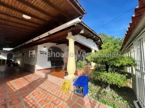 Venta De Casa En La Victoria Resd. La Paz En Excelente Condiciones #26-9793 Rm