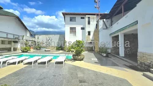 Casa En Venta En Colinas De Los Chaguaramos Vista Panoramica 3863mts