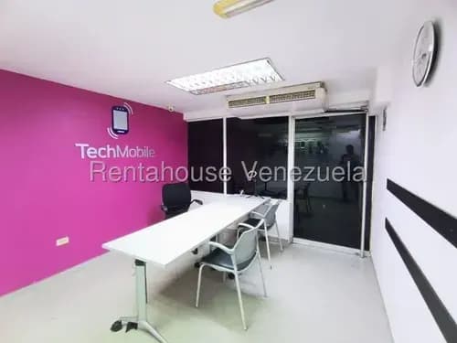 Inmueble Comercial De 492m2 En El Centro: Propiedad En Esquina Con 7 Locales Y Gran Potencial @eloisabermudez.rah