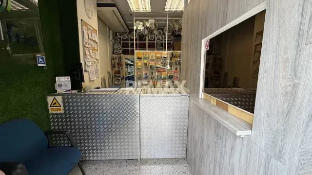 Local a pie de Calle Los Palos Grandes