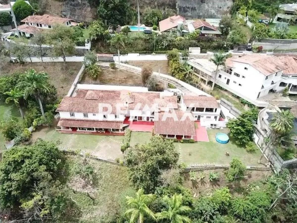 CASA EN VENTA CERRO VERDE