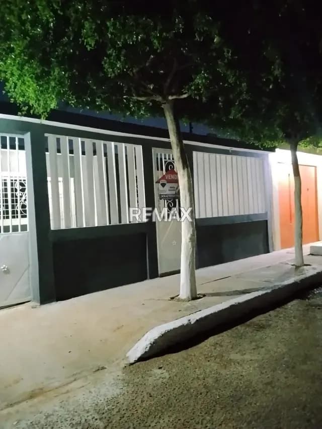 Casa en venta en la Urbanización El Soler