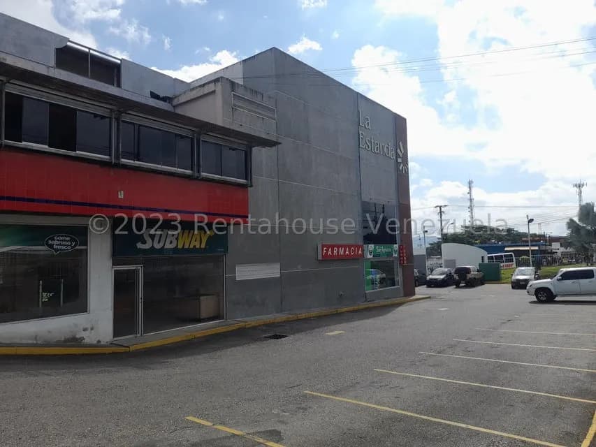 Comercial (Local Comercial) en Venta en La Piedad Norte, Lara