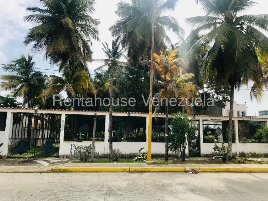 Comercial (Posada) en Venta en Playa Sur, Falcon
