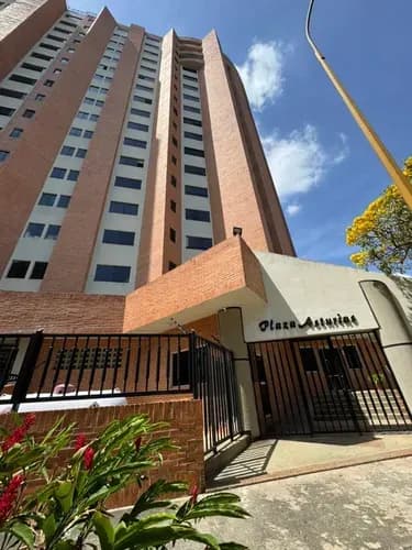Alquiler Apartamento Totalmente Remodelado Y Amoblado En La Trigaleña Alta Res. Plaza Asturias Valencia Ind