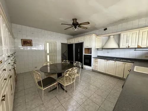 Np Se Vende Casa En Los Colorados, Valencia Carabobo. Código 330008