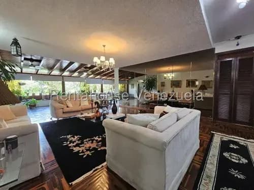 Town House En Venta, Ubicado En El Hatillo Mls 25-24108 Zm.