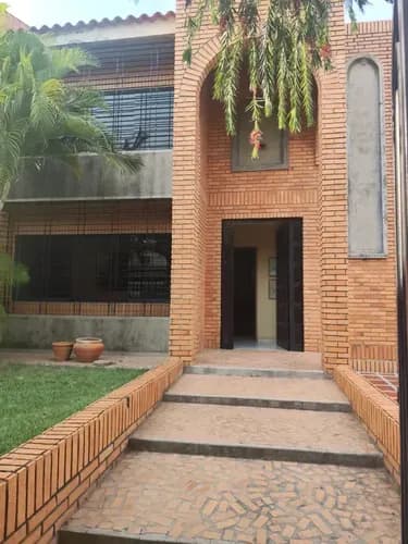 Grabiela Vende Casa De Dos Niveles En El Parral Valencia