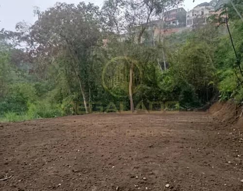 Stv-188 Terreno Urbanizacion Altos Del Halcón Sector Los Robles Municipio El Hatillo Caracas