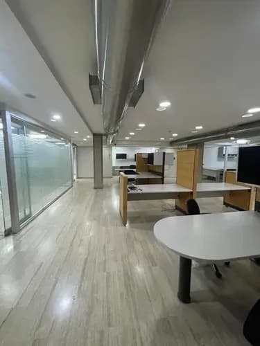 Oficina En Alquiler En Cc Otama Valencia Lm Luisa Mezones Alquila