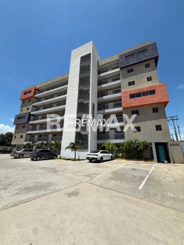 Apartamento en alquiler amoblado y actualizado