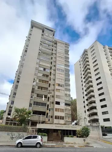 Vs. Vendo Apartamento De 120m2 ,urb. Guaicay, 3h,3b,1p
