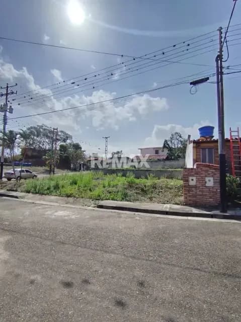Vendo Parcela #1 urbanización campo Claro Tucape