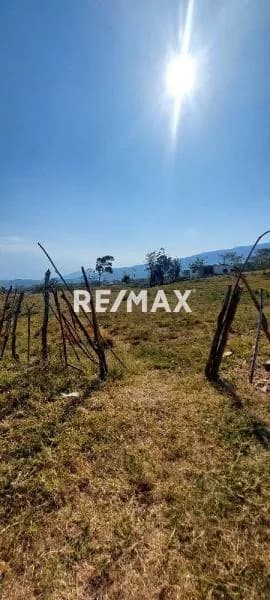 EN VENTA TERRENO UBICADO EN TUCAPE