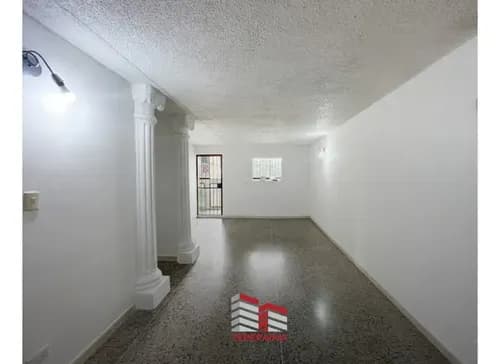 Apartamento En Alquiler Montaña Alta