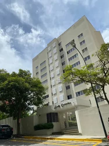 Apto/ Alquiler/ La Esmeralda (la Tahona)/ 147 M2/ 3hab+hab Serv/ 3b+b De Serv/ 3 P/ M