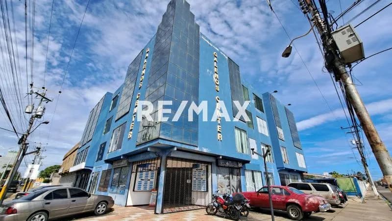 EN VENTA DE OPORTUNIDAD LOCAL COMERCIAL UBICADO EN EL CENTRO COMERCIAL GALENOS CENTER-BARCELONA