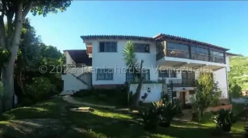 Oportunidad De Inversion En El Junko Country Club!!! Venta De Quinta Con Clima De Montaña, Ideal Para Disrutarla Con Tu Familia,mucha Tranquilidad Y Bienestar. Terreno 680 M2 Y 408 M2 Katiuska Quevedo