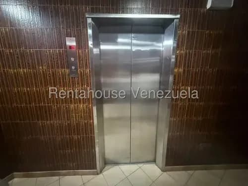 M Este Apartamento Cmp6 Excelente Oportunidad Aparatamento Con Una Distribución Excelente Y El Tamaño Ideal Para Familias Que Buscan Espacio Y Comodidad 26-20106