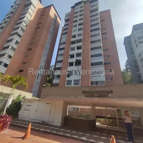 Amplio Apartamento Con Distribución Inteligente Los Naranjos Del Cafetal 26-14114