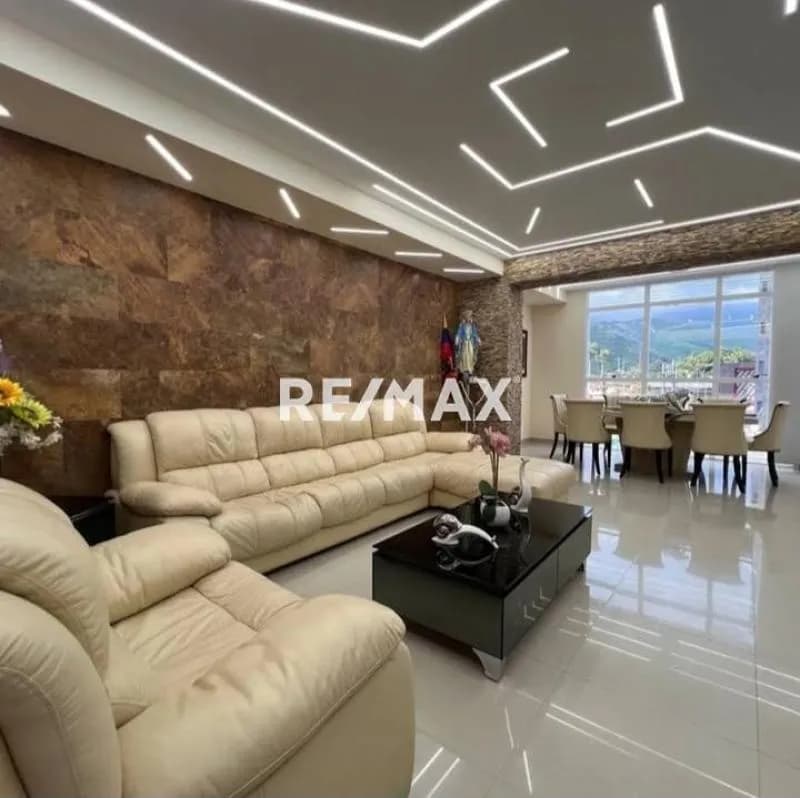 Apartamento en venta Urb.la Arboleda