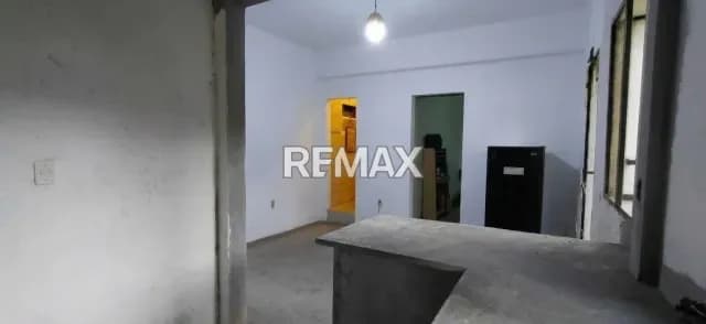 Oportunidad Única en La Candelaria: Inmueble con Potencial para Diseñar a tu Gusto