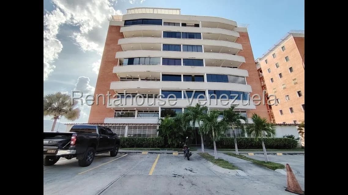 Apartamento (Duplex) en Alquiler en Buenaventura, Miranda