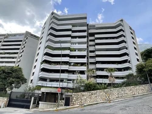 Cdo // Apartamento En Venta / Urb. Altamira