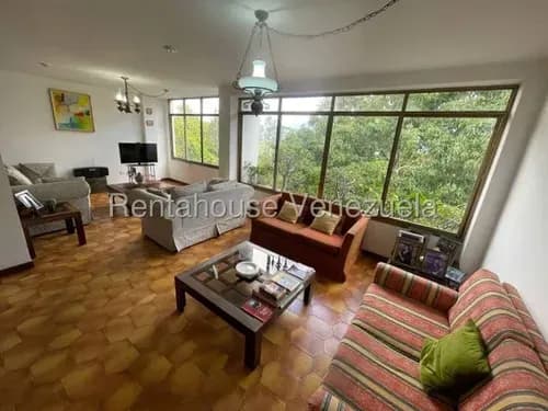 Agp Oportunidad! Casa En Venta En Los Naranjos Del Cafetal, En Calle Privada Con Vigilancia 26-7882