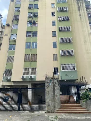 Vendo Amplio Apartamento En Prebo Piso Bajo Excelente Precio ( Cr)