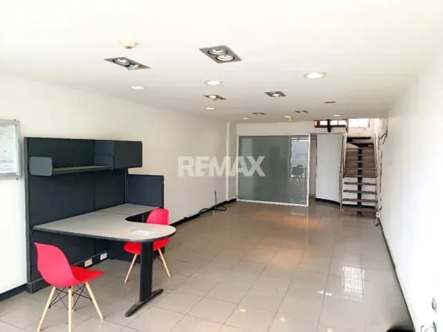 Local Comercial en Lomas de La Lagunita