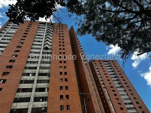 Apartamento En Venta En Zona Céntrica Muy Bien Ubicado Cerca De Vías Rápidas Y Autopistas En Quebrada Honda Mls #26-16100