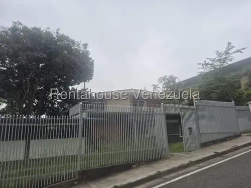 Casa En Venta Prados Del Este Calle Cerrada Con Garita Mls 26-20695 (mr)