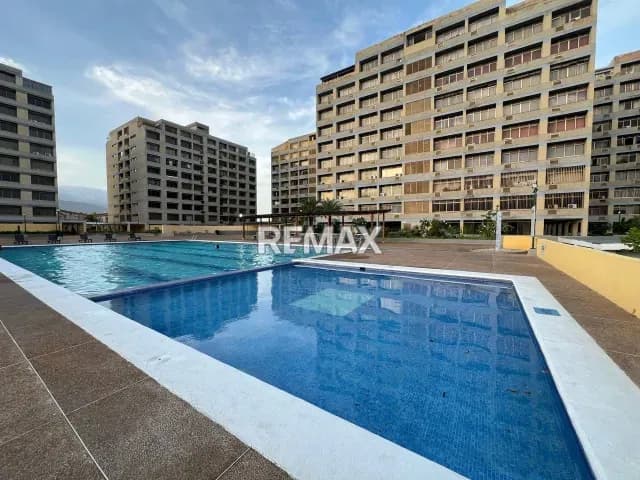 ALQUILER APARTAMENTO EN LOS GERANIOS URB. MANEIRO