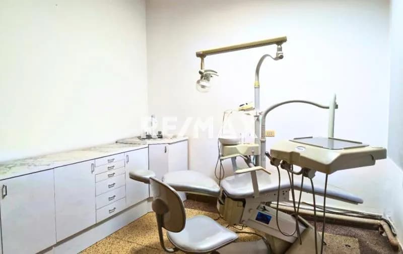 Cubiculo Odontologico en alquiler Urb San Bernandino, 15mt2 25-121