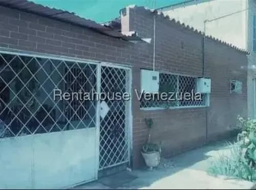 Lcda. Milagros Carrasquel Apartamento Alquiler Barquisimeto Lara Zona Centro Economica Residencial Economico Código Inmobiliaria Rent-a-house 26-15359