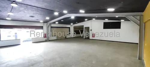 Raíza Suárez Vende 2 6 1 8 4 8 6 Excelente Local Comercial Con 3 Locales, Área De Cocina, Oficina, 1 Baño, Terreno Adicional, Ubicado En Centro Comercial Activo, Las Mercedes Cabudare