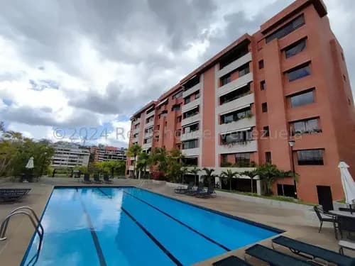 En Venta Agradable Apartamento Colinas De Valle Arriba Baruta Mls #26-18949 (zg)