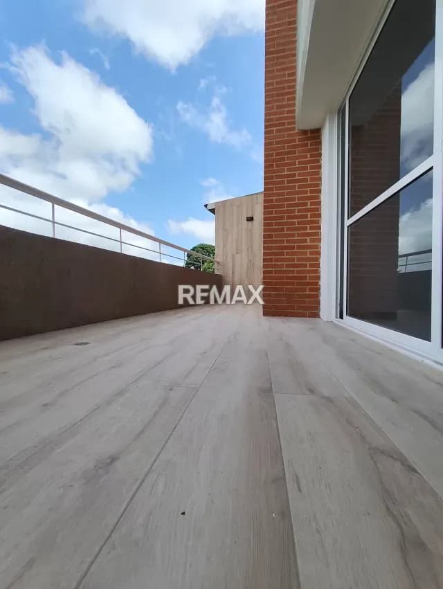Alquiler de hermoso PB a estrenar en El Cigarral, La Boyera