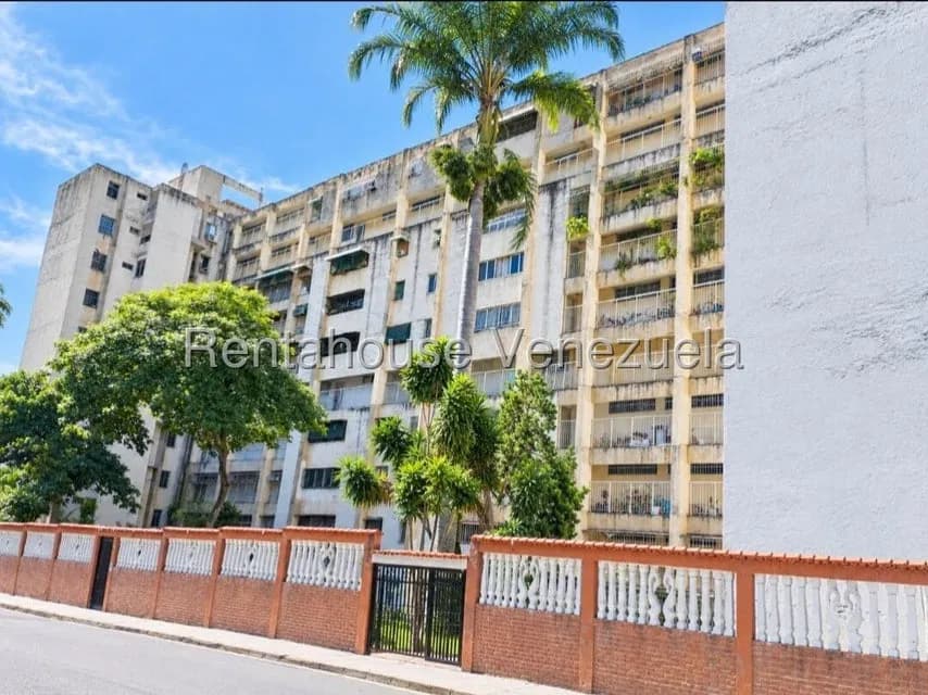 Apartamento (1 Nivel) en Venta en Caricuao, Distrito Metropolitano