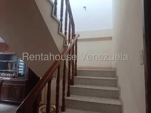 Venta De Estupenda Casa Ubicada En Caracas La California Norte #25-17069