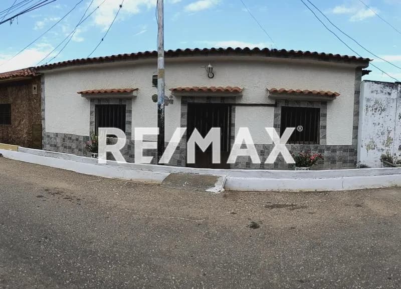 Amplia Casa Modica en venta Sector el cedro cerca del obelisco de Betijoque