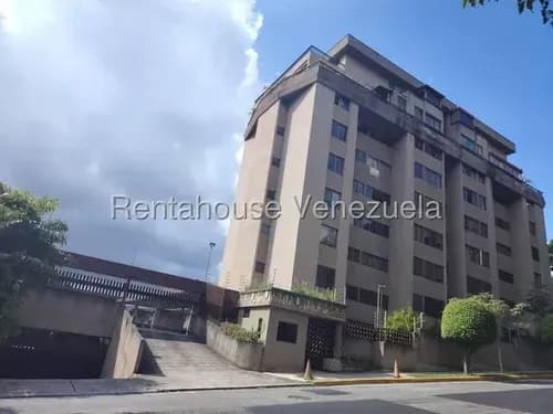 Apartamento En Alquiler La Tahona 26-15035 Ac