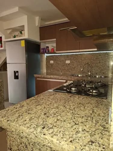 En Venta Town House En Calicanto Flor Amarillo 46-64