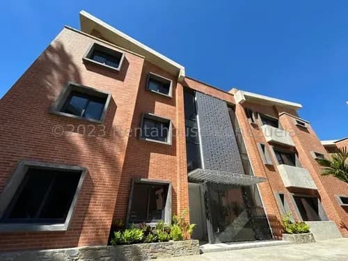 Exclusivo Complejo Multifamiliar En Venta A Estrenar, Distribuido En Tres Módulos Listo Para Habitar En Lomas De Las Mercedes Mls #26-15175 Bm
