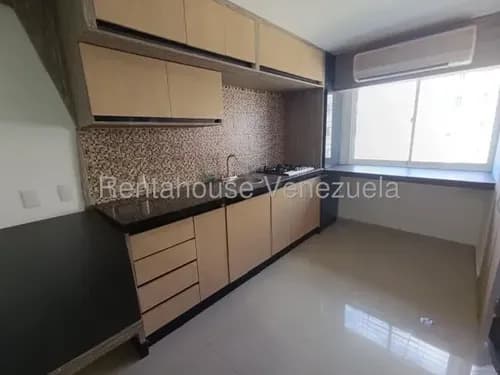Aluiler De A`partamento Tipo Estudio Al Este De Barquisimeto