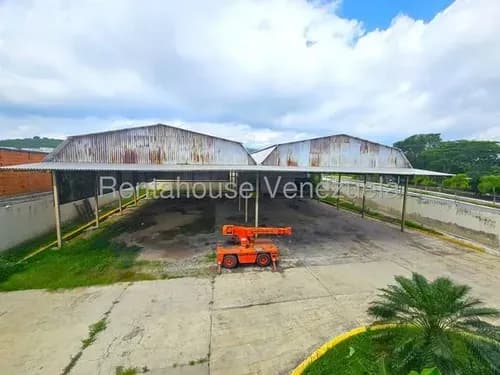 Yolmar Mendoza Ofrece Magnífico Galpón En Alquiler En Cabudare, Fácil Acceso A Cualquier Tipo De Transporte, Con Infraestructura De Oficinas Modernas.