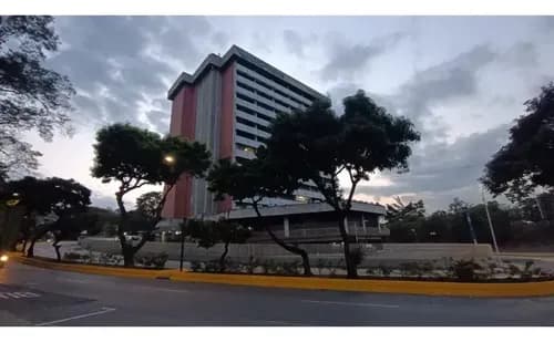Se Alquila Oficina 440m2 Torre La California 8586