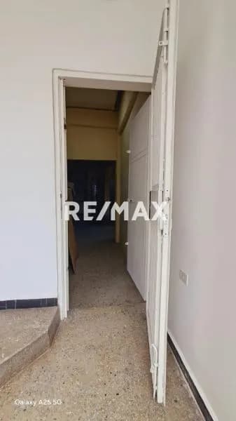 Local en alquiler para oficinas y deposito calle 33 entre carreras 14 y 15 centro de Barquisimeto