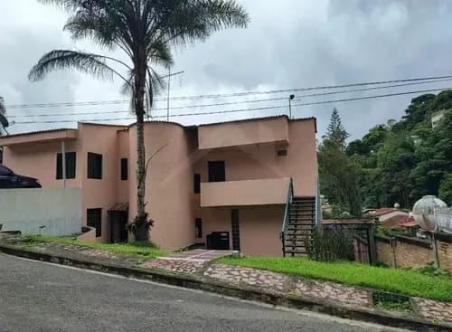 Venta Hermosa Y Amplia Casa En San Jose De Los Altos Cerca Rest. Suruapo Ideal Para Posada O Restaurant Venta Hermosa Y Amplia Casa En San Jose De Los Altos Cerca Via Rest. Suruapo.